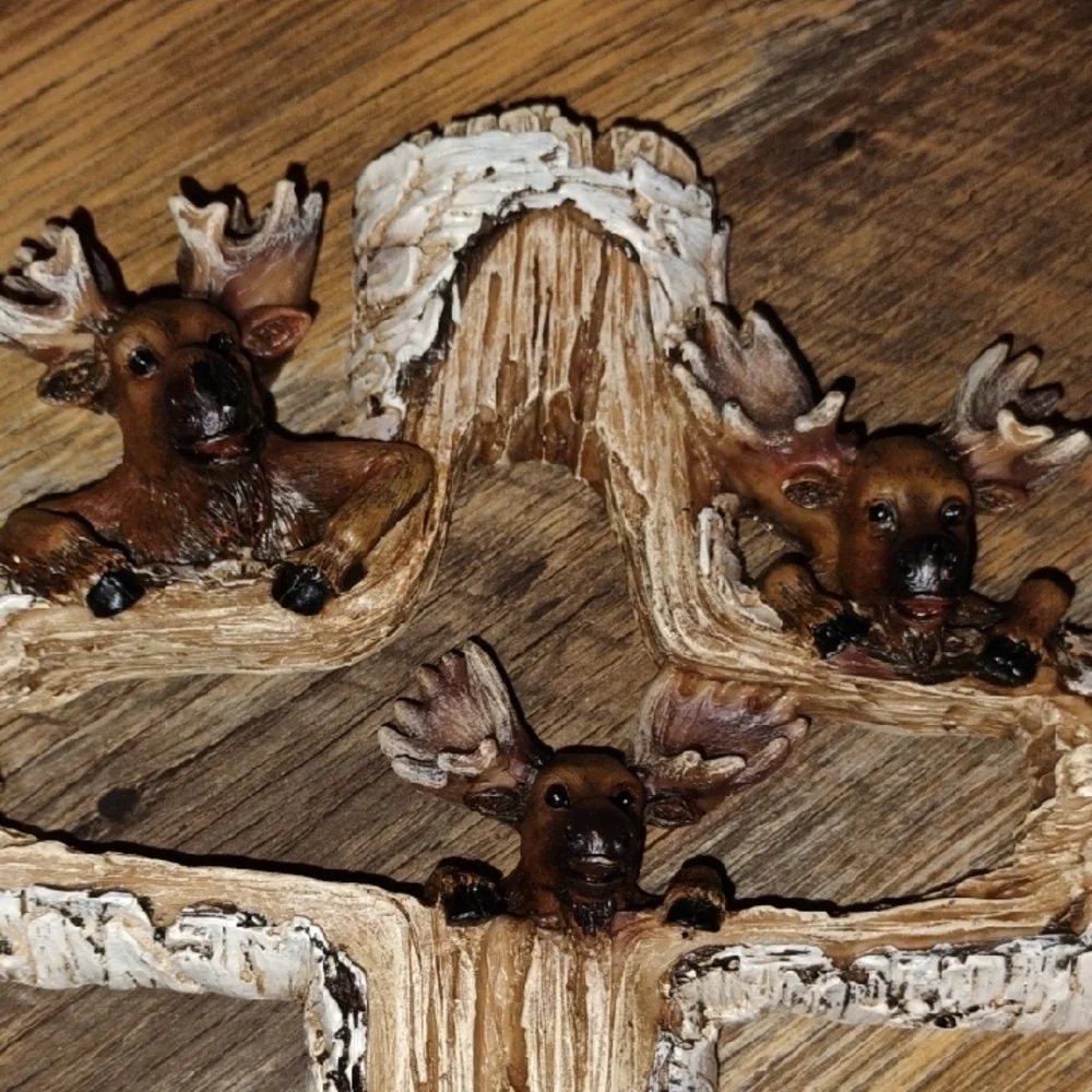 Moose Decorated Cross Wall Hanging - Picture 4 of 8